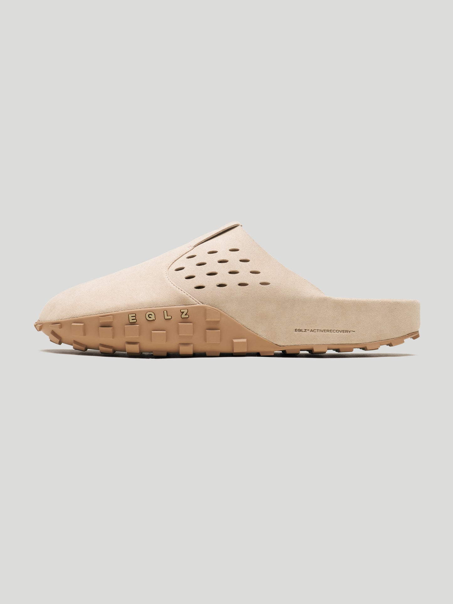 EQLZ 101 Mules Mountain Taupe