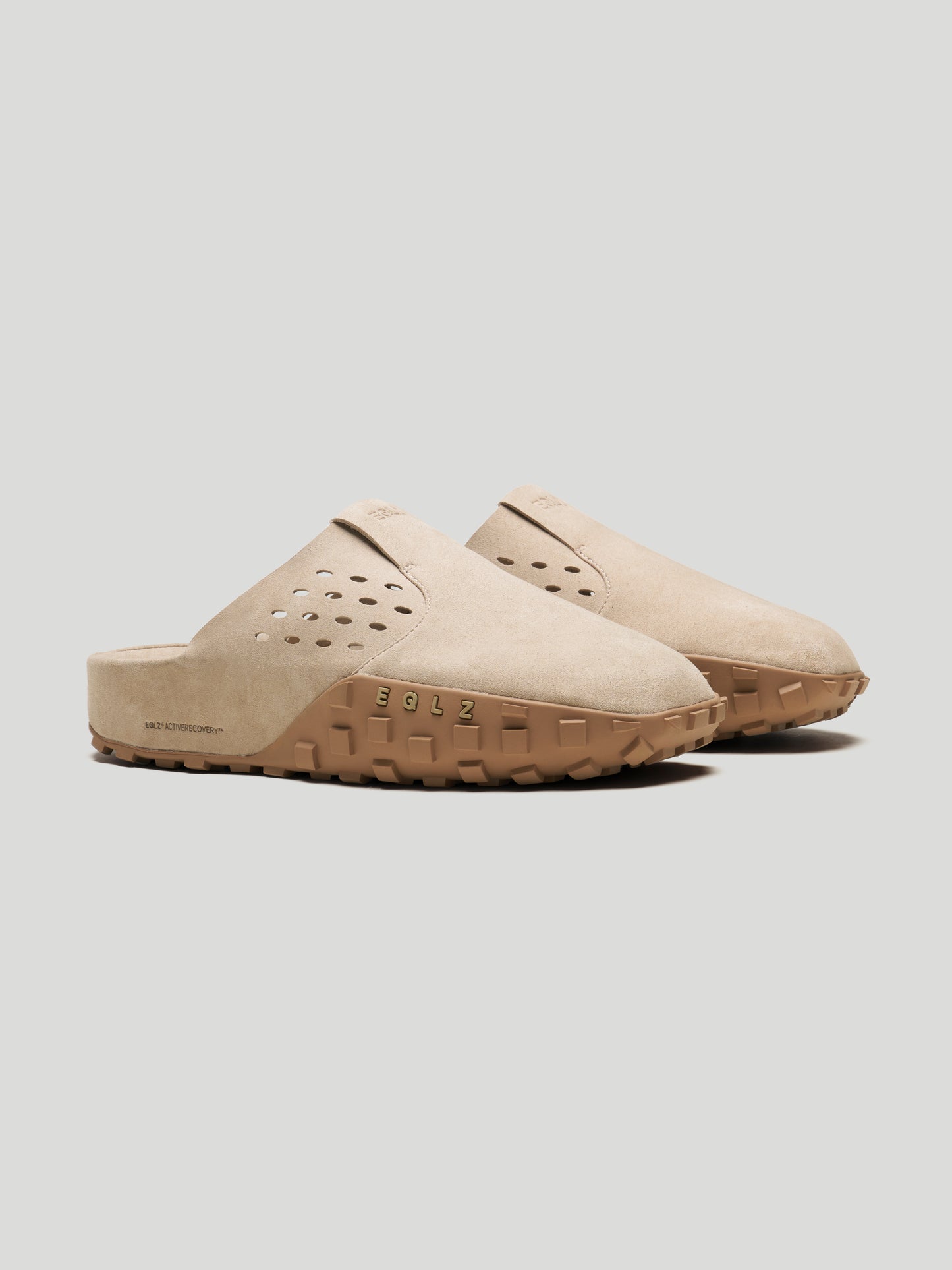 EQLZ 101 Mules Mountain Taupe